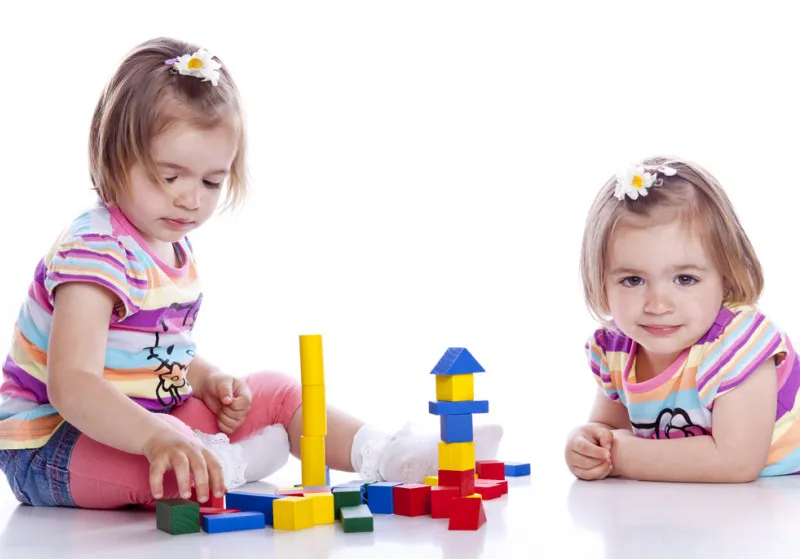<h3>Kako igračke podstiču razvoj djeteta?</h3>