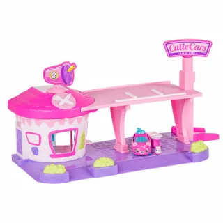 Cutie Cars drive in parking set 