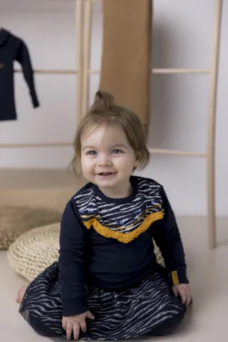 Dirkje duks, djevojčice 