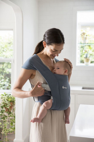 Ergobaby kengur nosiljka Embrace, Oxford Blue
