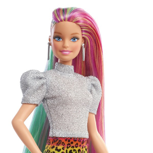 Barbie sa fantastičnom kosom duginih boja 