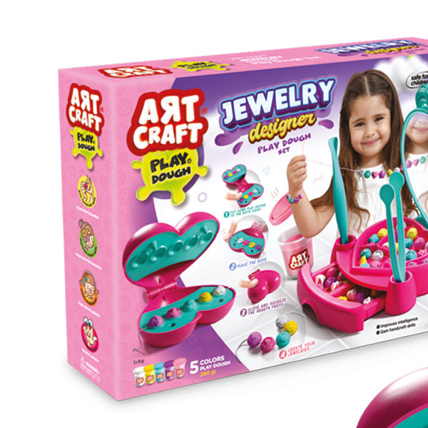 Dede playdoh plastelin napravi svoj nakit 