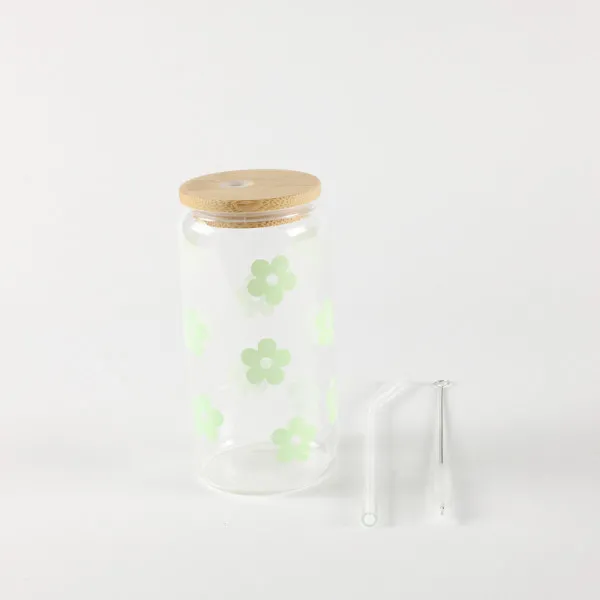 Be Cute Staklena čaša sa slamčicom, zeleni cvetići 