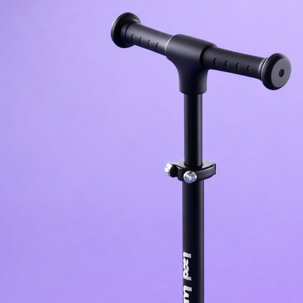 Troty trotinet Lights, crni 