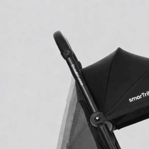Smarttrike tricikl Wonder Max Jet Black 
