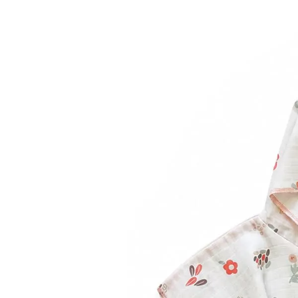 Baby Textil pončo za plažu Cvetići 