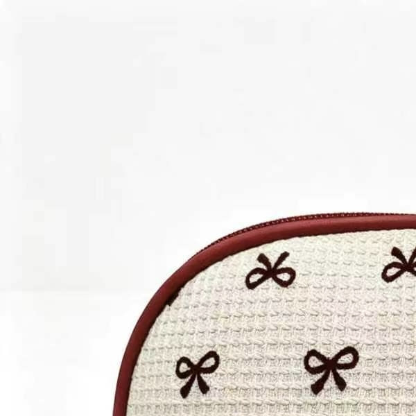 Be cut neseser bordo mašnice 16x5.5x12cm 