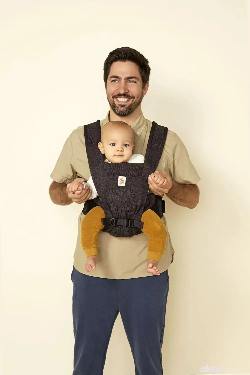 Ergobaby kengur nosiljka Aerloom, Charcoal / Black