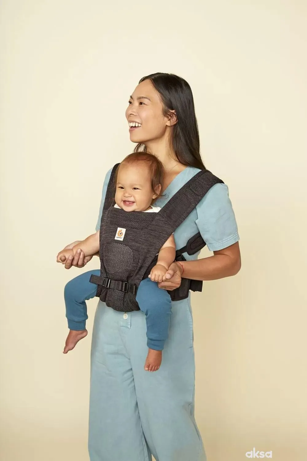 Ergobaby kengur nosiljka Aerloom, Charcoal / Black