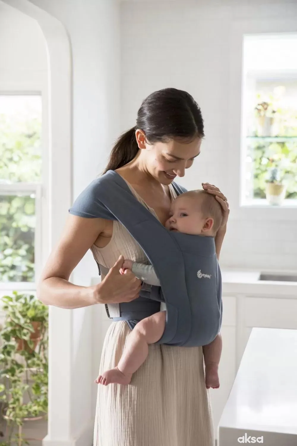 Ergobaby kengur nosiljka Embrace, Oxford Blue