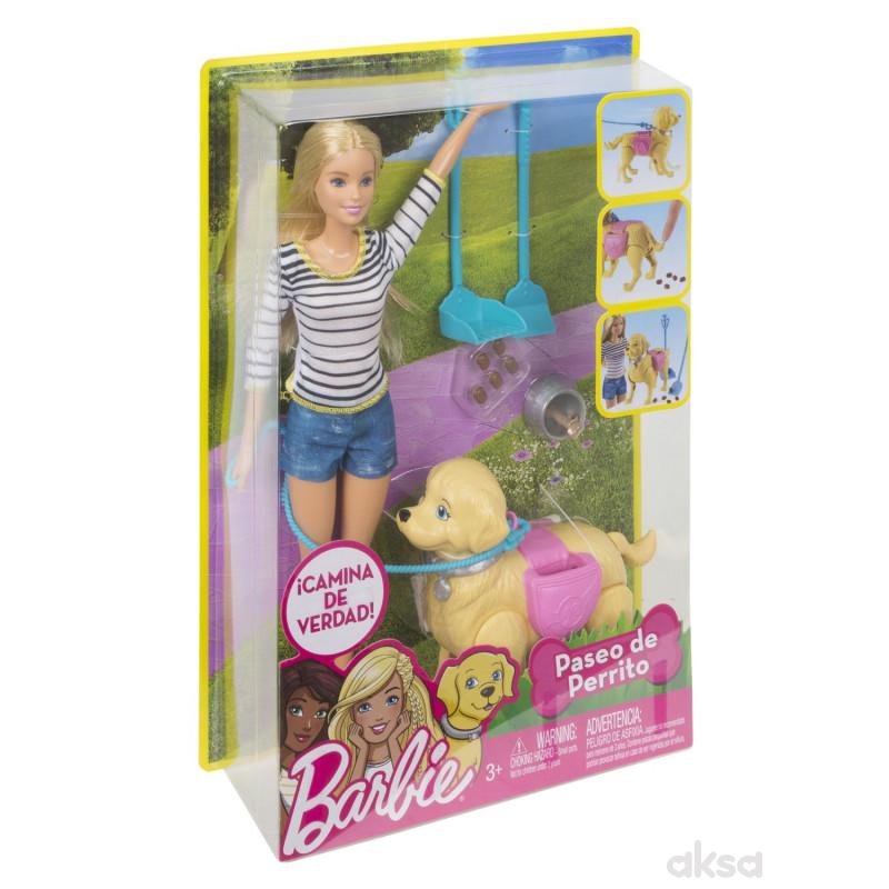 Barbie i psić u šetnji